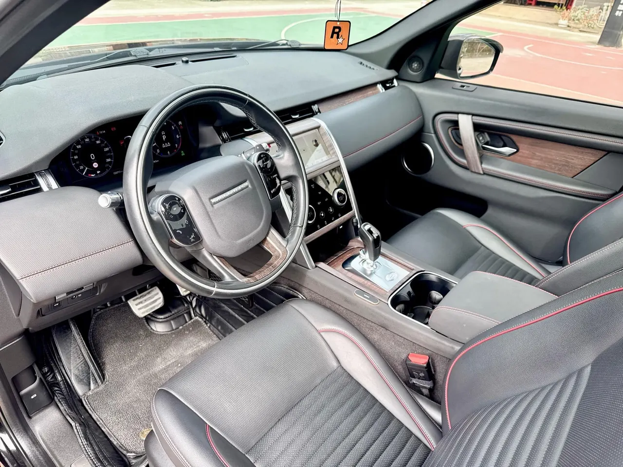 Land Rover 2020 Discovery Sports Edition 48V 2.0T 249PS R-Dynamic SE Performance Technology Edition 5-seat Automatic Gear 6