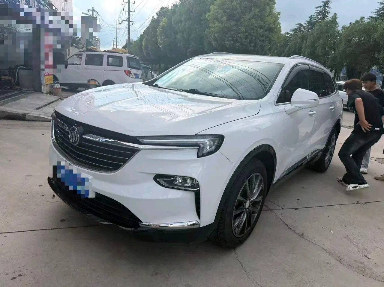 Открыть галерею: Buick 2020 Angke Flag 2.0T 28T Two-Drive Honorable Automatic Gear