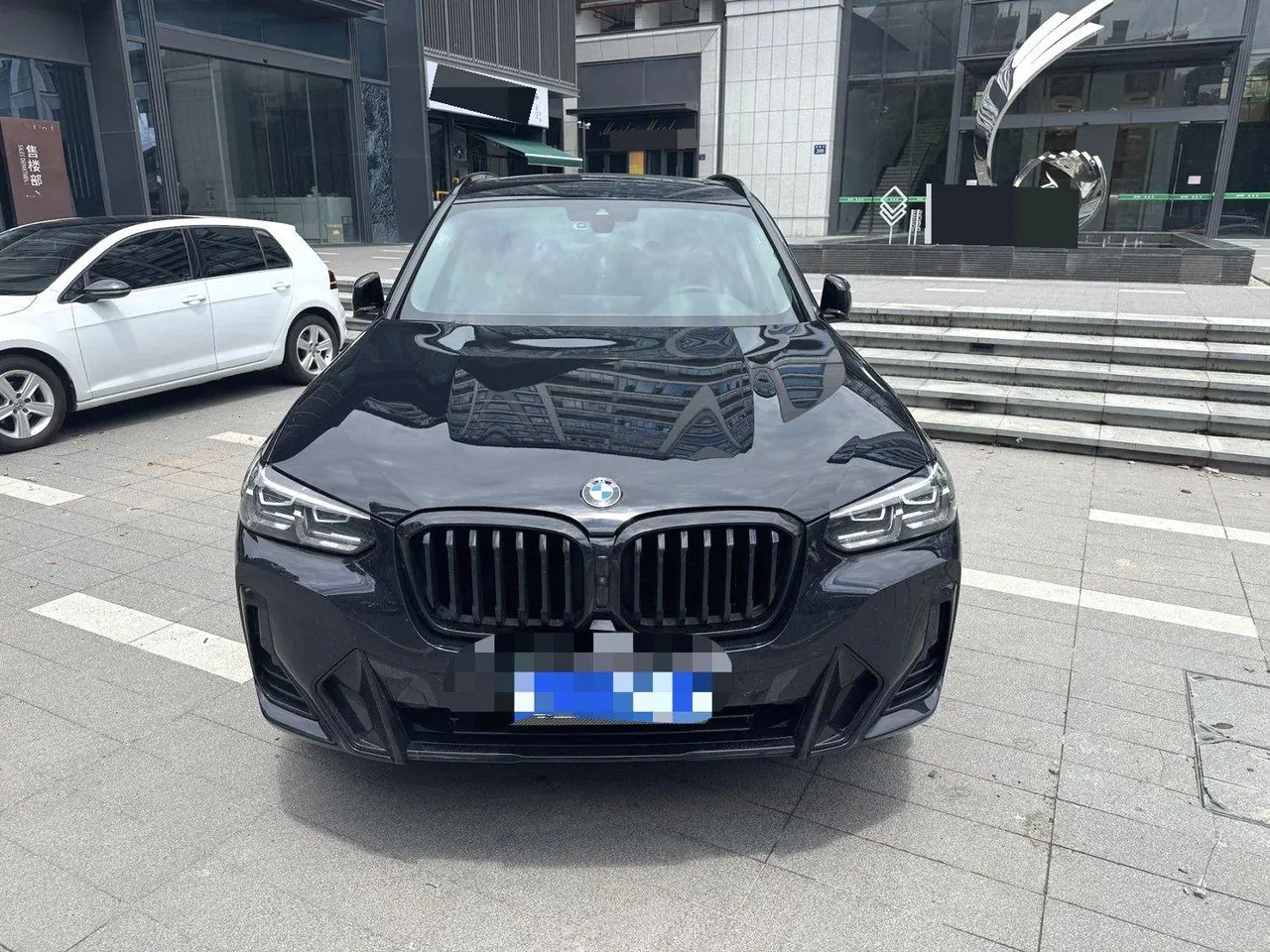 BMW 2023 X3 xDrive30i 2.0T Leading M Obsidian Night Suit Automatic Gear 2
