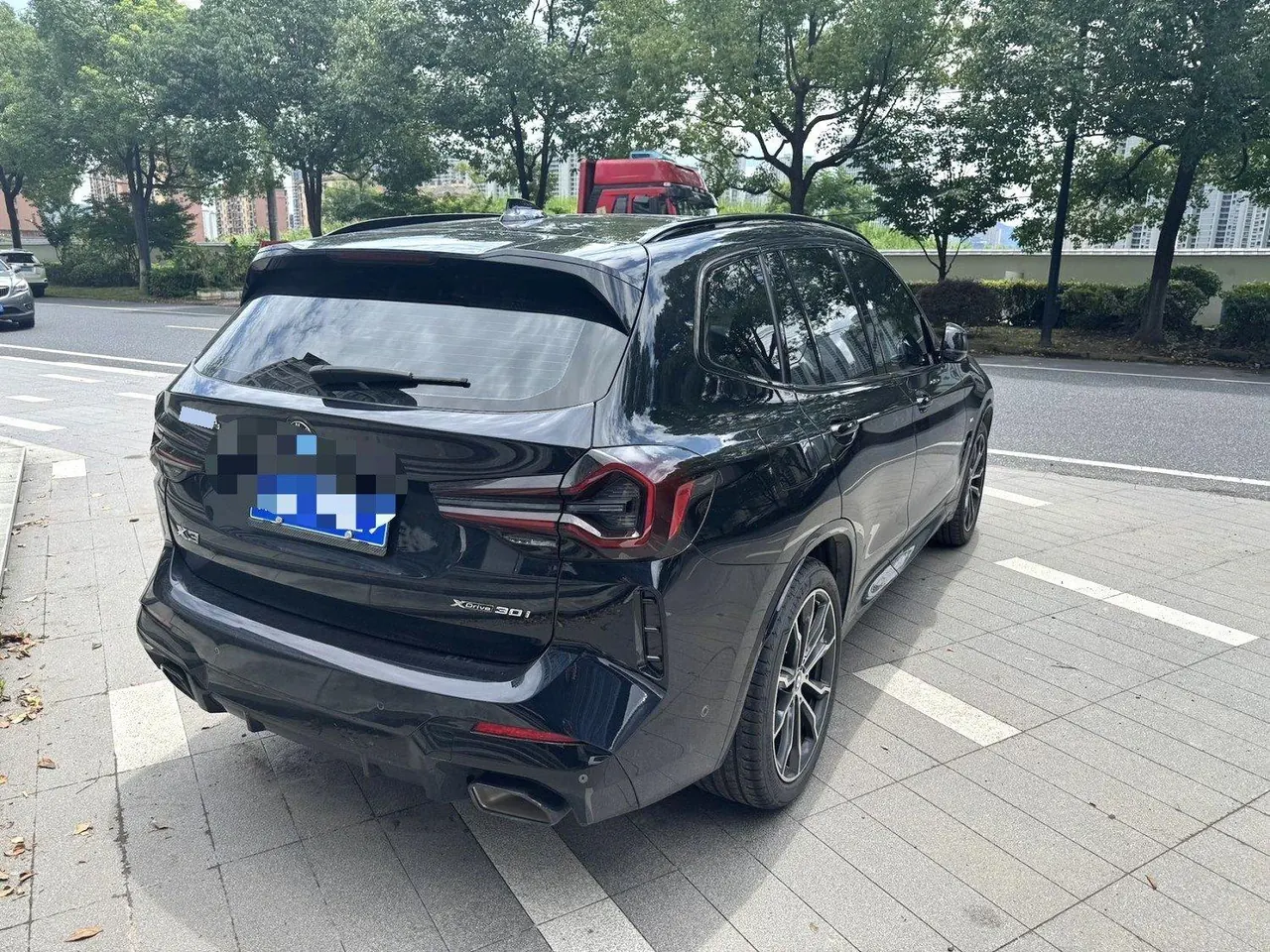 BMW 2023 X3 xDrive30i 2.0T Leading M Obsidian Night Suit Automatic Gear 4