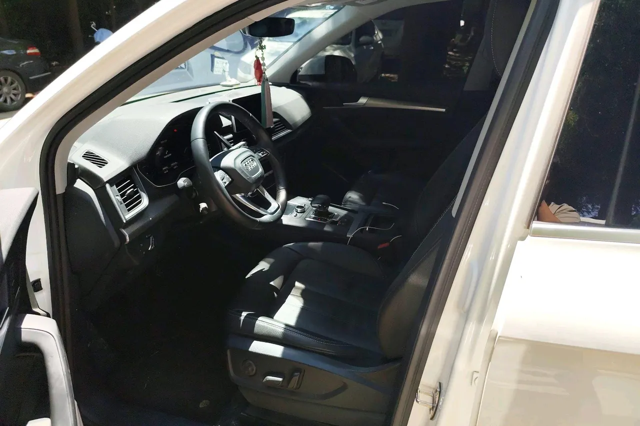 Audi 2020 Q5L 2.0TFSI 40TFSI Rongxiang Fashion Automatic 9