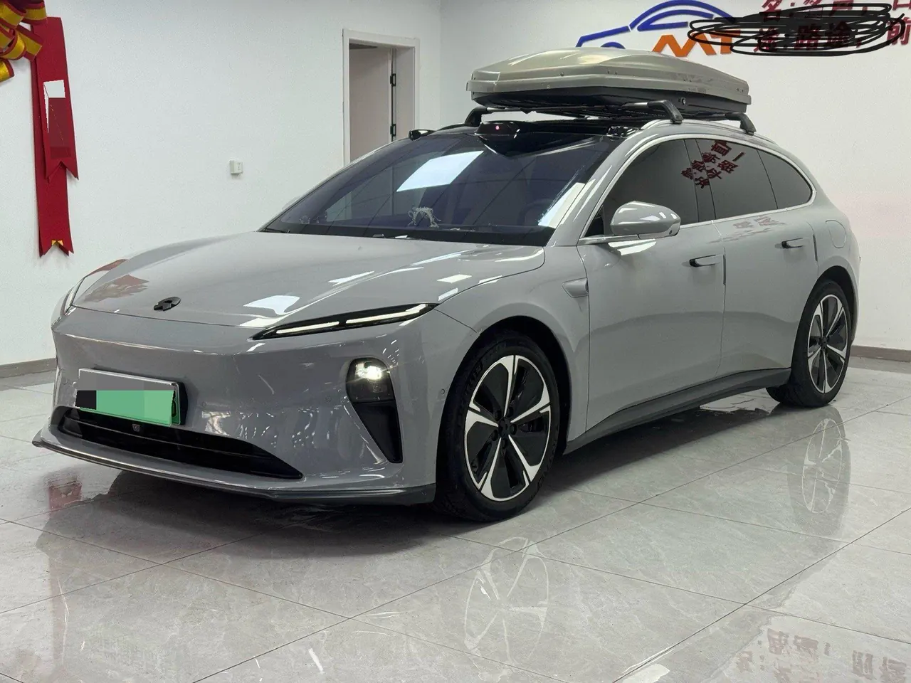 NIO 2023 ET5 75kWh Touring automatic gear - View 1