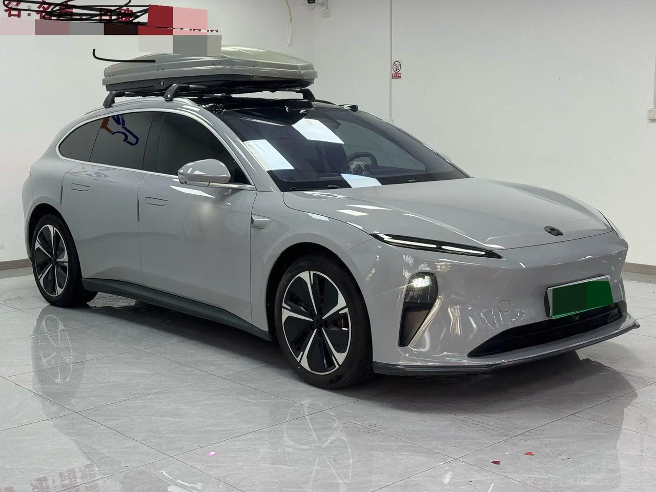 NIO 2023 ET5 75kWh Touring automatic gear 2