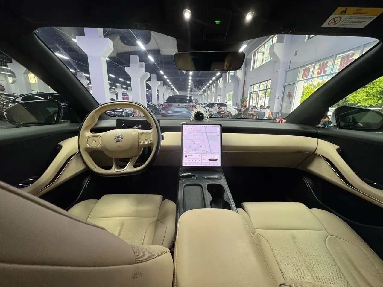 NIO 2023 ET5 75kWh Touring automatic gear 3