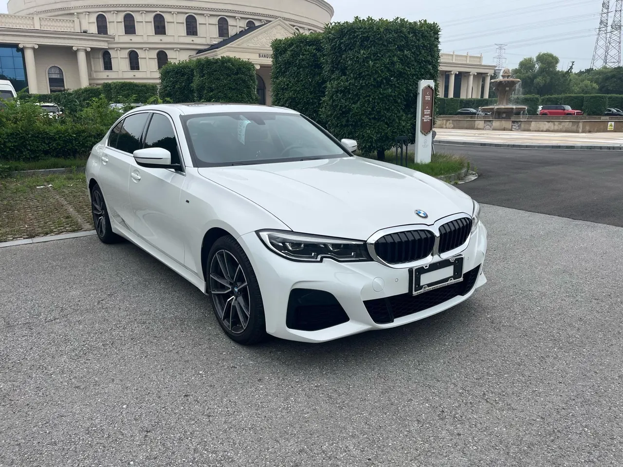 BMW 3 Series 2022 320i 2.0T Sports Suit Automatic Gear 3