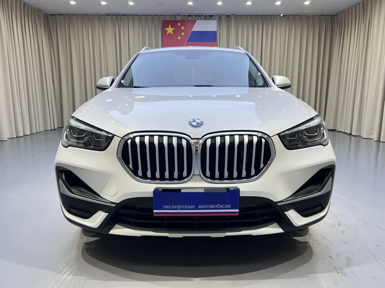 BMW 2022 X1 sDrive20Li 1.5T fashion automatic gear 2