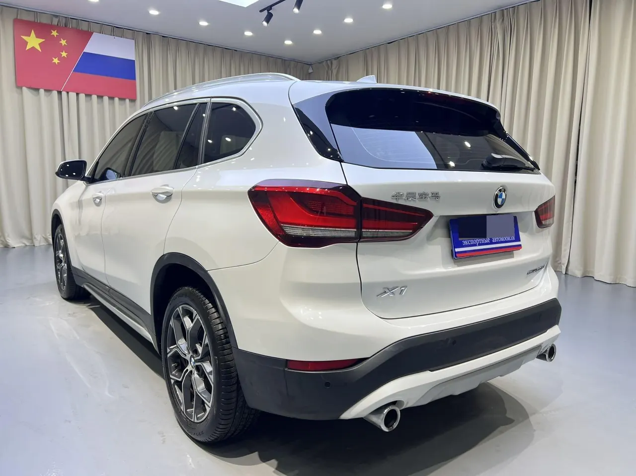 BMW 2022 X1 sDrive20Li 1.5T fashion automatic gear 4