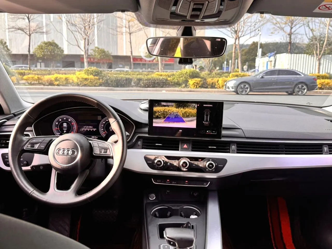 Audi 2020 A4L 2.0TFSI 40TFSI Fashion Dynamic Automatic 5