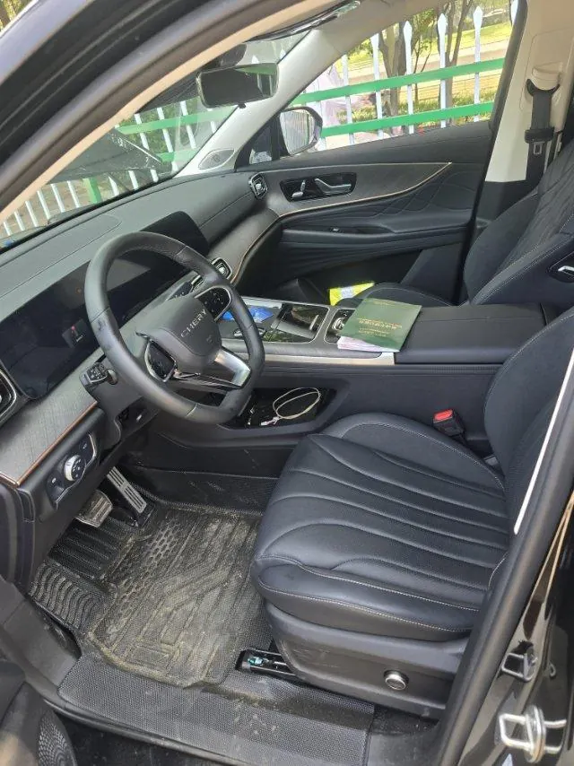 Chery 2025 Ruihu 9 2.0T Two-Drive Black Samurai Edition 5-seat Automatic Gear 4