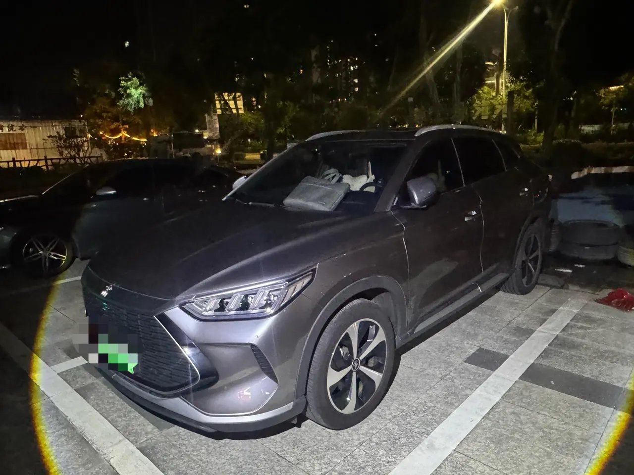 Открыть галерею: BYD Song PLUS New Energy 2021 Song PLUS DM-i 1.5 Stepless 110KM Flagship PLUS Automatic Gear
