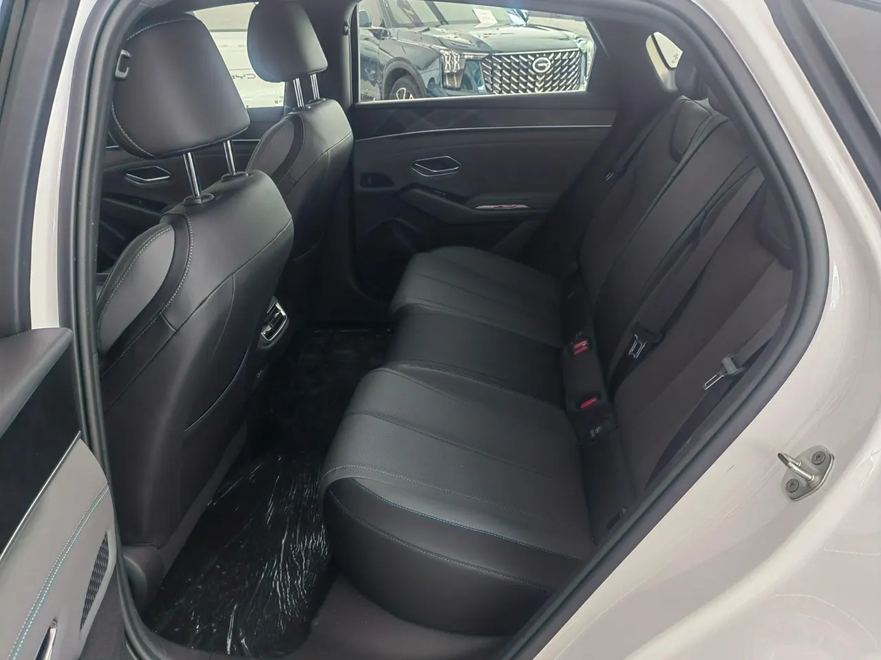 BYD 2026 Qin L DM-i 1.5 stepless 128KM leading automatic gear 8