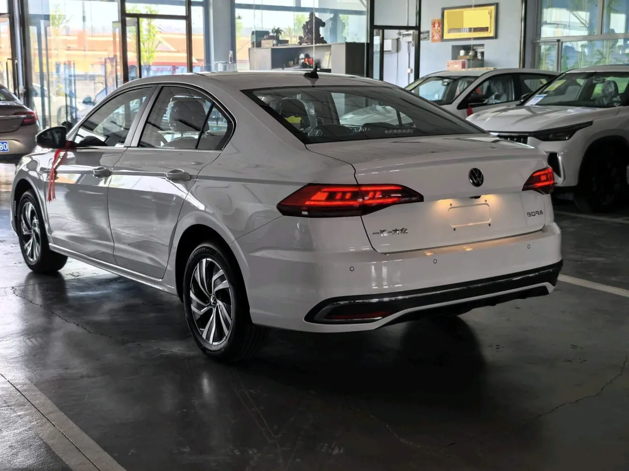 Volkswagen 2025 Bora 1.2TSI 200TSI Yuexing Navigation Edition Automatic Gear 5