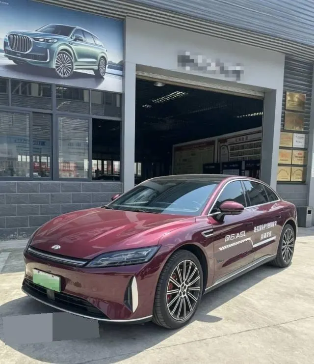 打开图片灯箱:Chery 2025 Fengyun A9L 1.5T Brilliant Four-wheel Drive Peak Edition Automatic Gear