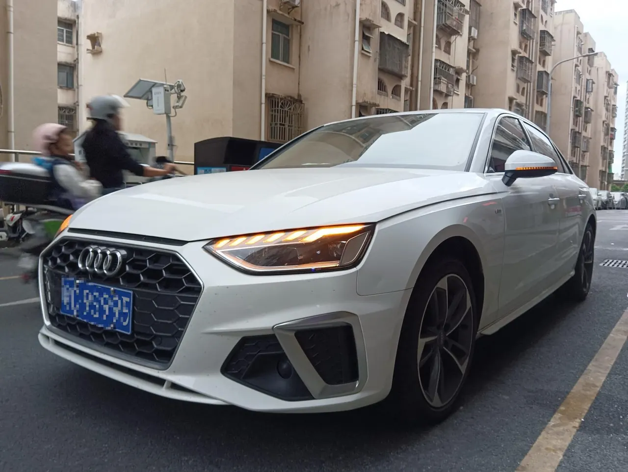 Audi 2020 A4L 2.0TFSI 40TFSI Fashion Dynamic Automatic - View 1
