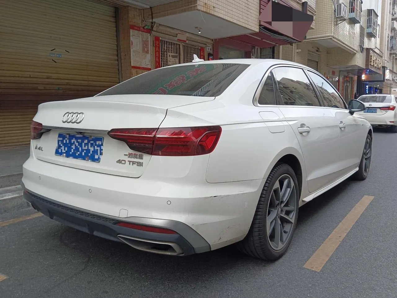 Audi 2020 A4L 2.0TFSI 40TFSI Fashion Dynamic Automatic 3