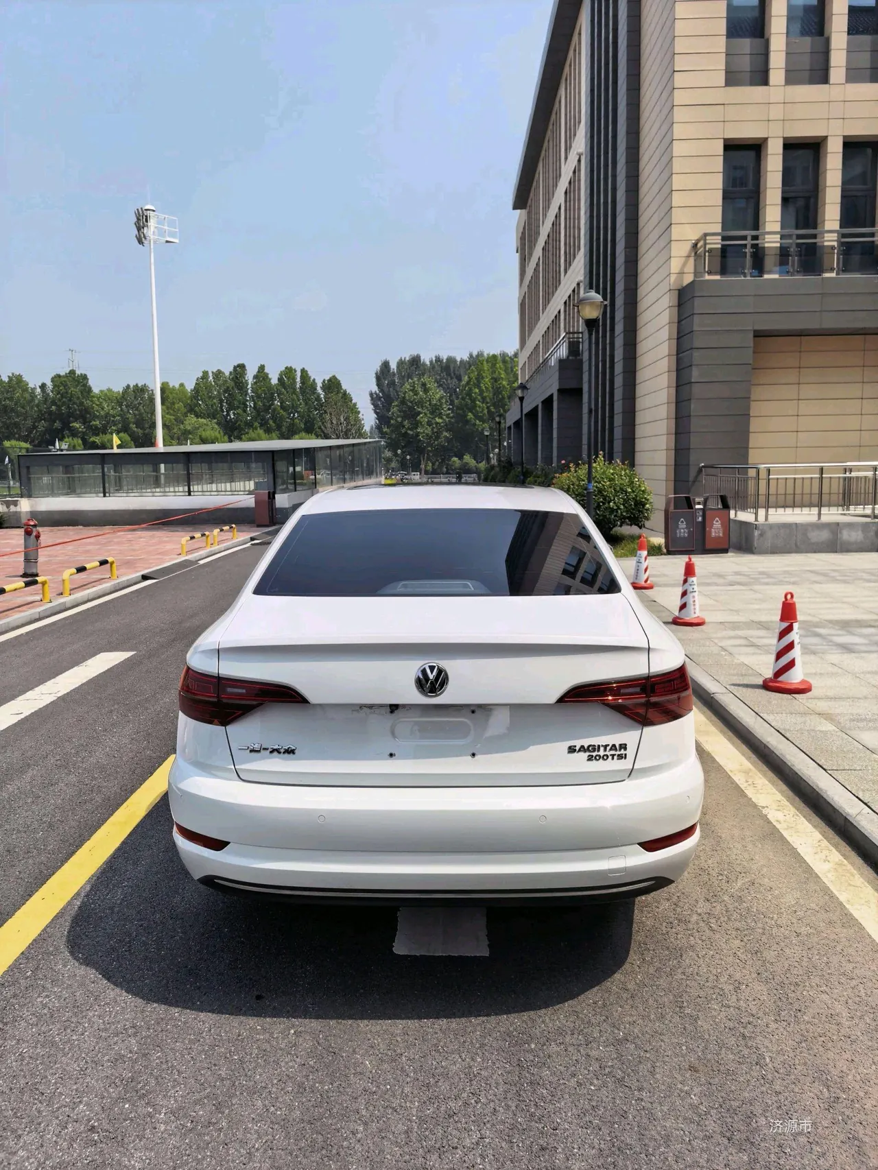 Volkswagen 2020 Sagitar 1.2TSI 200TSI Comfortable Automatic 7