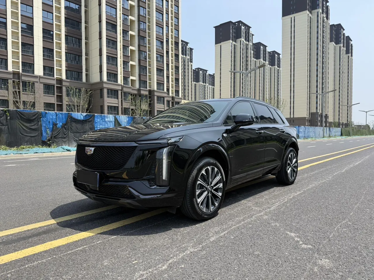 Open image lightbox: Cadillac 2025 XT5 48V 2.0T Luxury Automatic Gear