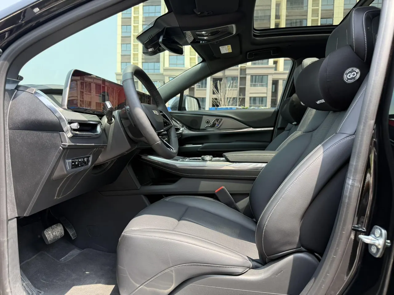 Cadillac 2025 XT5 48V 2.0T Luxury Automatic Gear 5