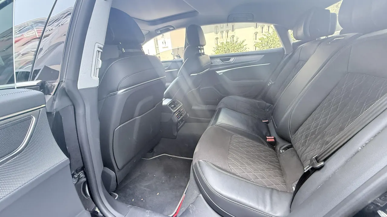 Audi 2024 A7L 2.0TFSI 45TFSI Quattro Luxury Automatic 4