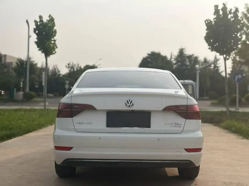 Volkswagen 2020 Sagitar 1.2TSI 200TSI Comfortable Automatic 8