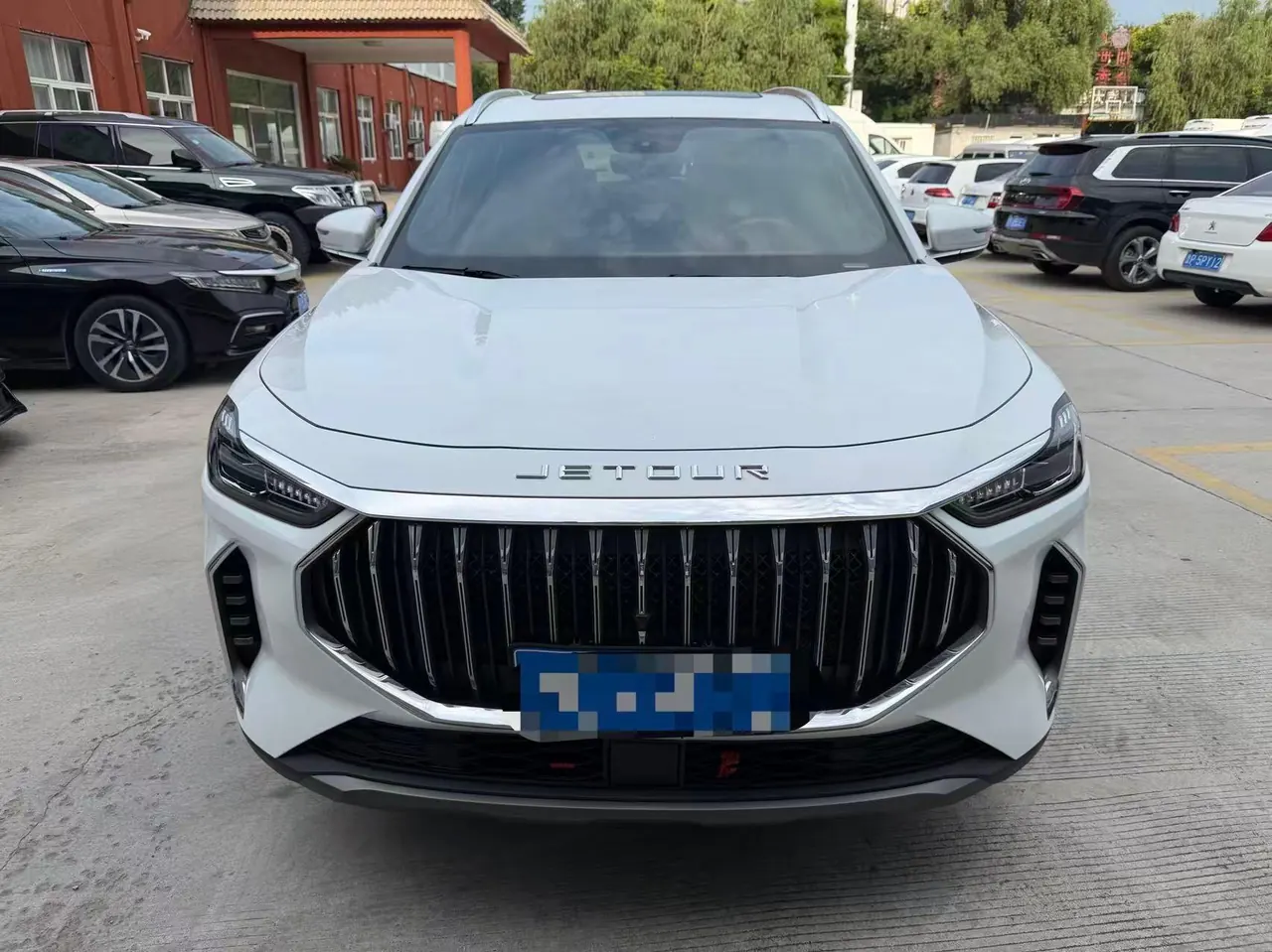 Jetour 2024 X70 PLUS 1.5T Champion Edition MAX5 Automatic Gear 3