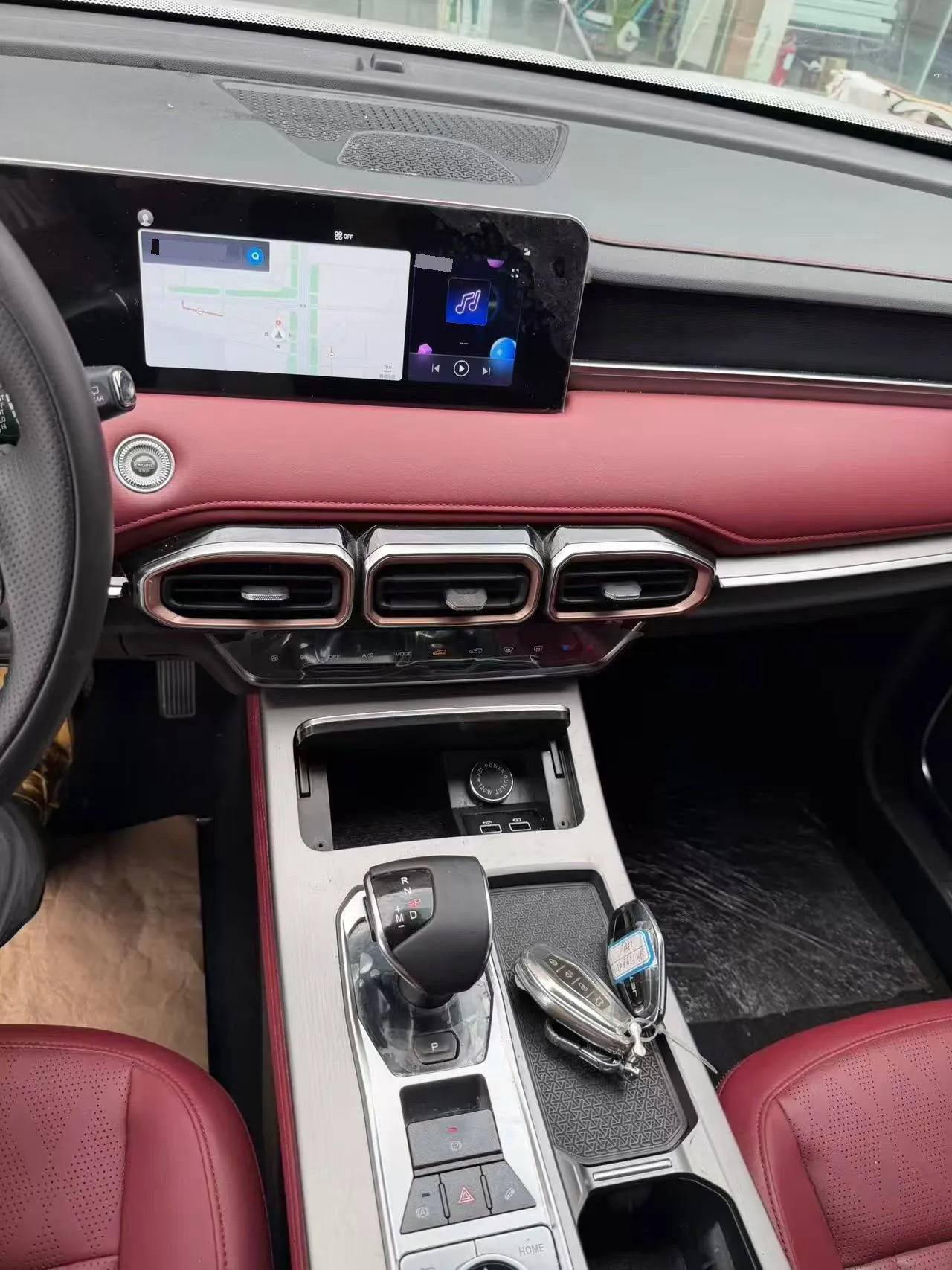 Jetour 2024 X70 PLUS 1.5T Champion Edition MAX5 Automatic Gear 6