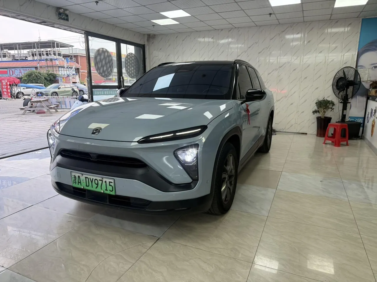 Open image lightbox: NIO 2020 ES 6 420KM Sports Edition Automatic Gear