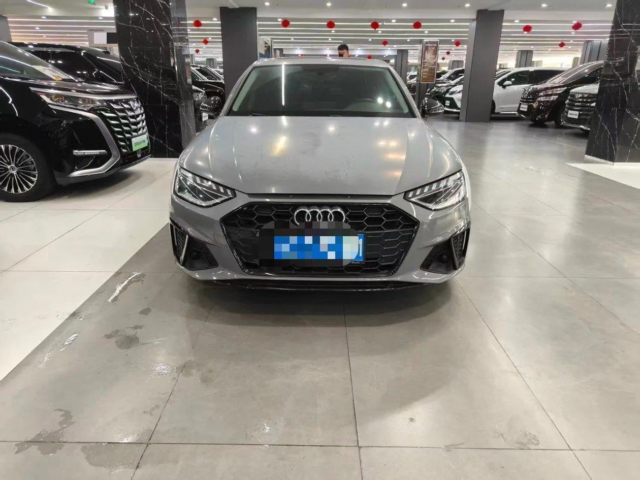 Audi 2020 A4L 2.0TFSI 40TFSI Fashion Dynamic Automatic 2