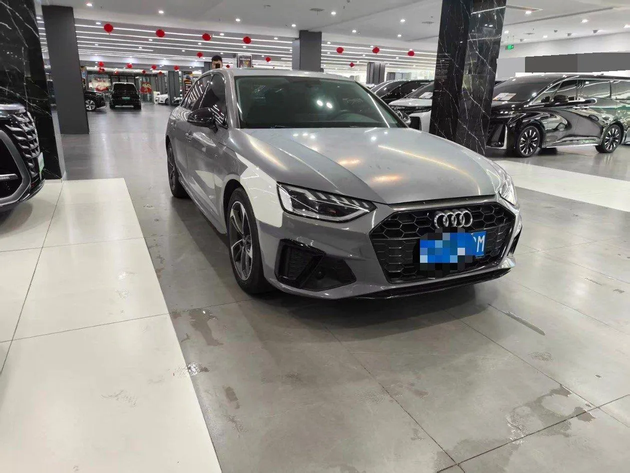 Audi 2020 A4L 2.0TFSI 40TFSI Fashion Dynamic Automatic 3