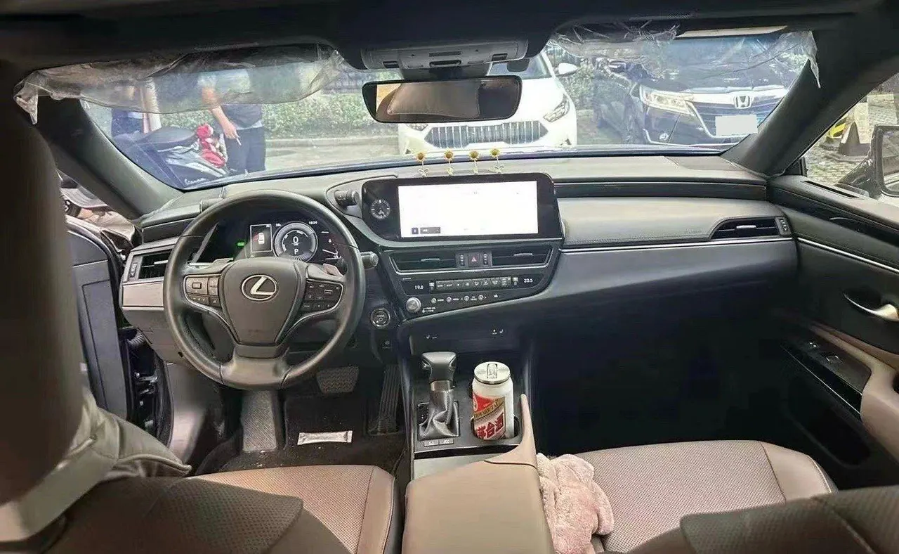 Lexus ES (Imported) 2022 ES300h 2.5 Stepless Excellence Edition Automatic Gear 3
