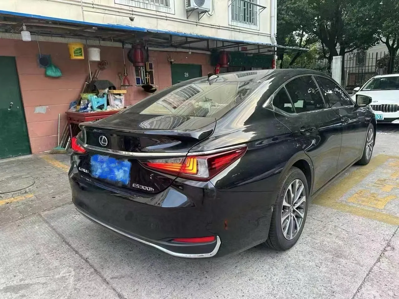 Lexus ES (Imported) 2022 ES300h 2.5 Stepless Excellence Edition Automatic Gear 5