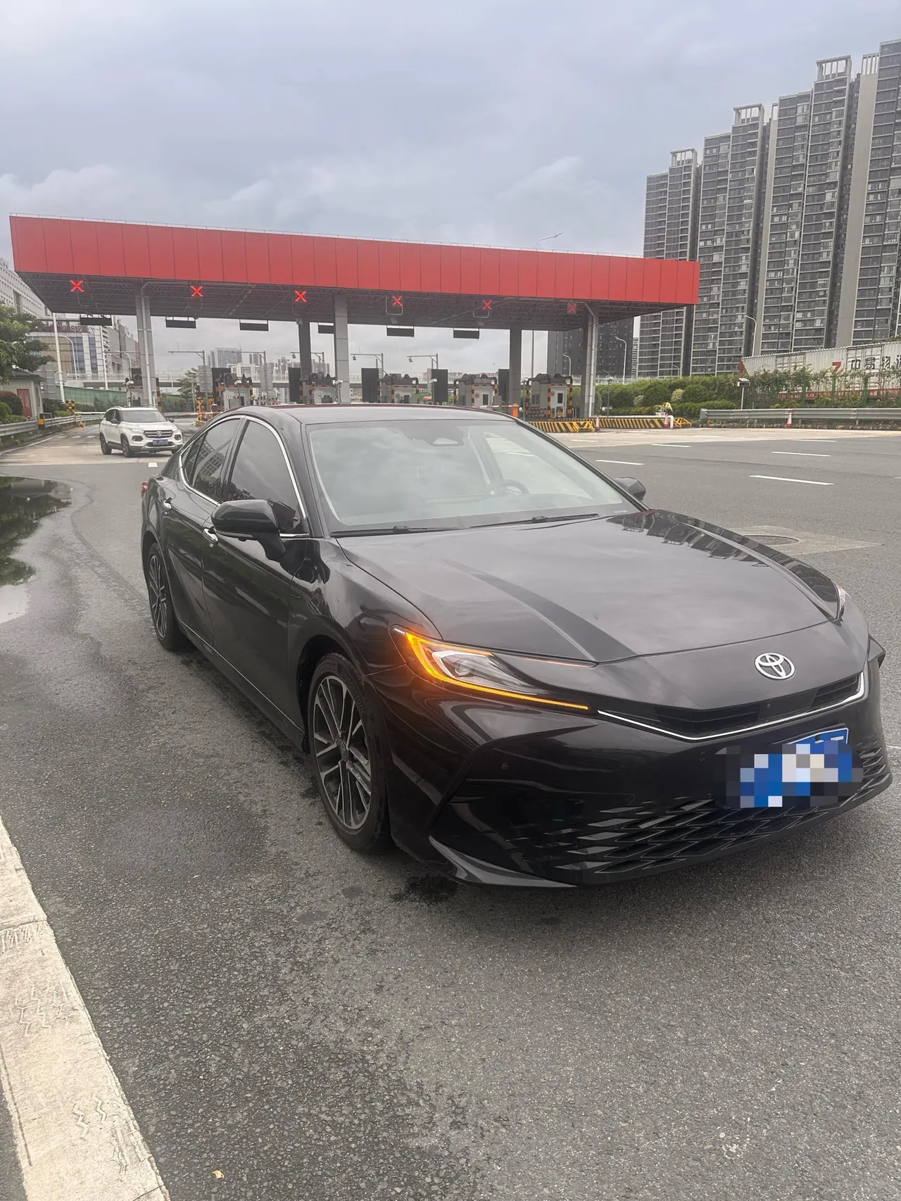 Toyota 2025 Camry Dual Engine 2.0HXS Stepless Brilliant Edition Automatic Gear 2