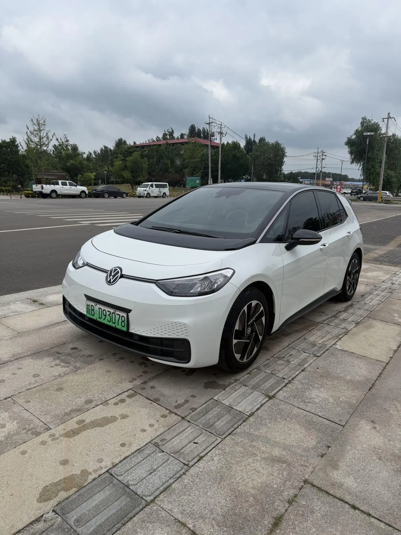 Volkswagen 2024 ID. 3 Pure Intelligence Enjoyment Version, Automatic Transmission - View 1