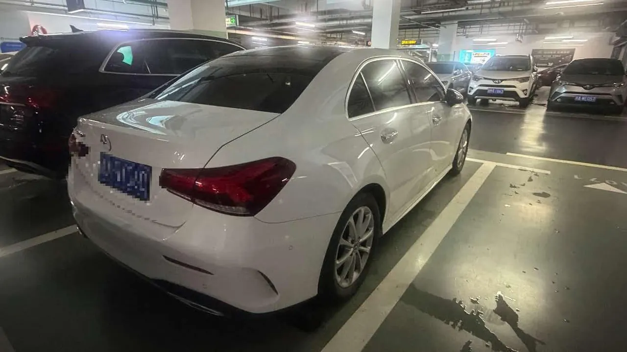 Mercedes Benz Class A 2020 A 200 L 1.3T Sports Automatic 5