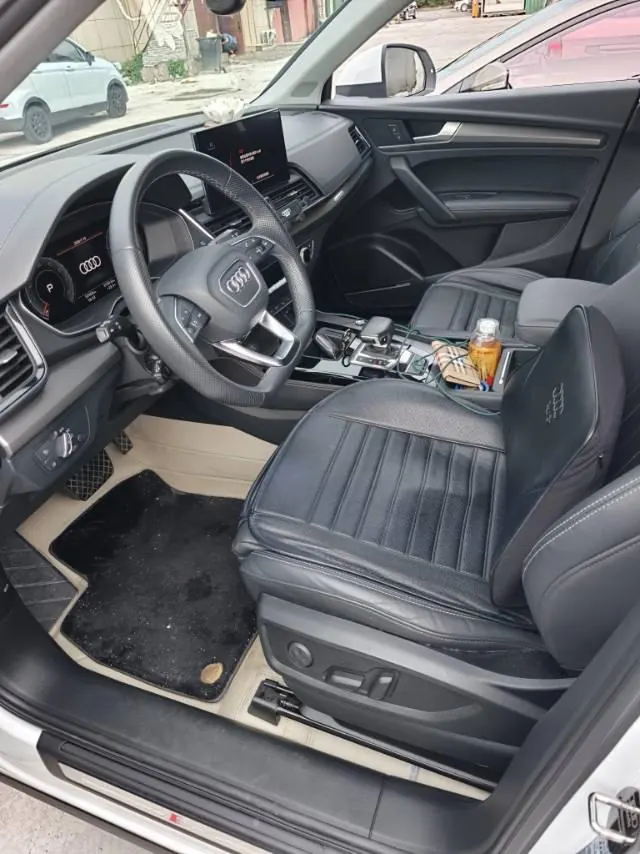 Audi 2022 Q5L 2.0TFSI 45TFSI luxury dynamic automatic transmission 2