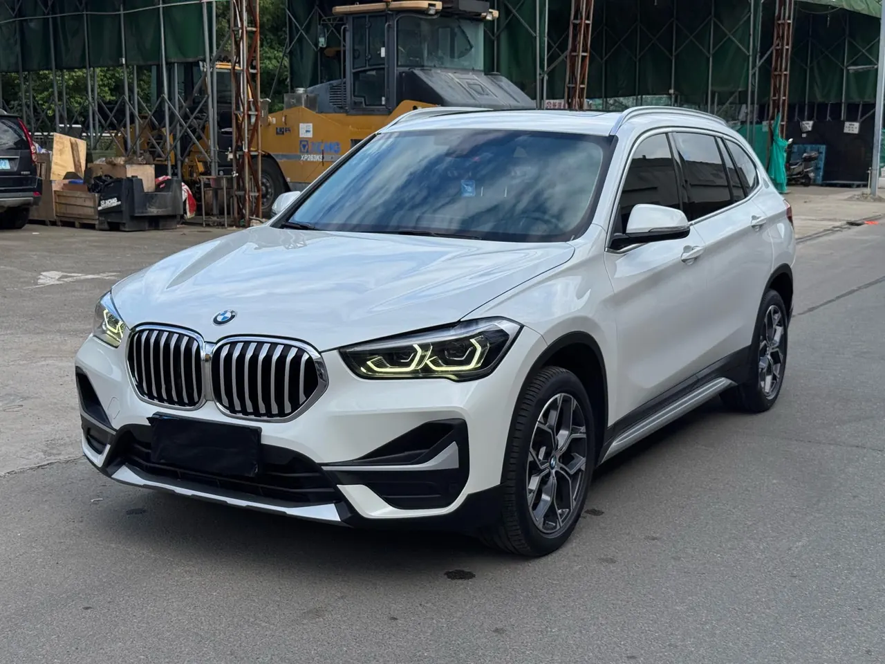 BMW 2022 X1 sDrive20Li 1.5T exclusive automatic gear - View 1