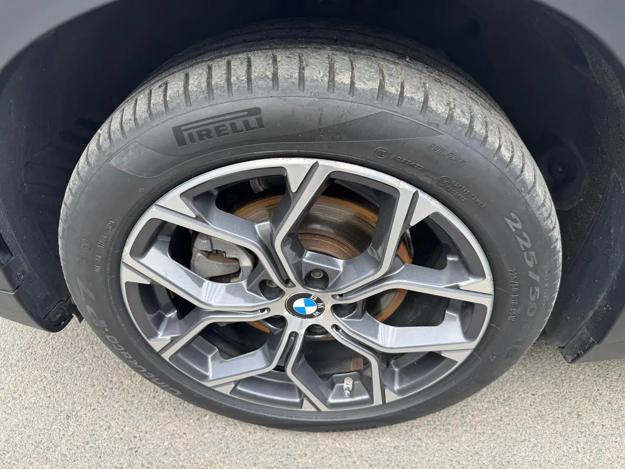 BMW 2022 X1 sDrive20Li 1.5T exclusive automatic gear 16