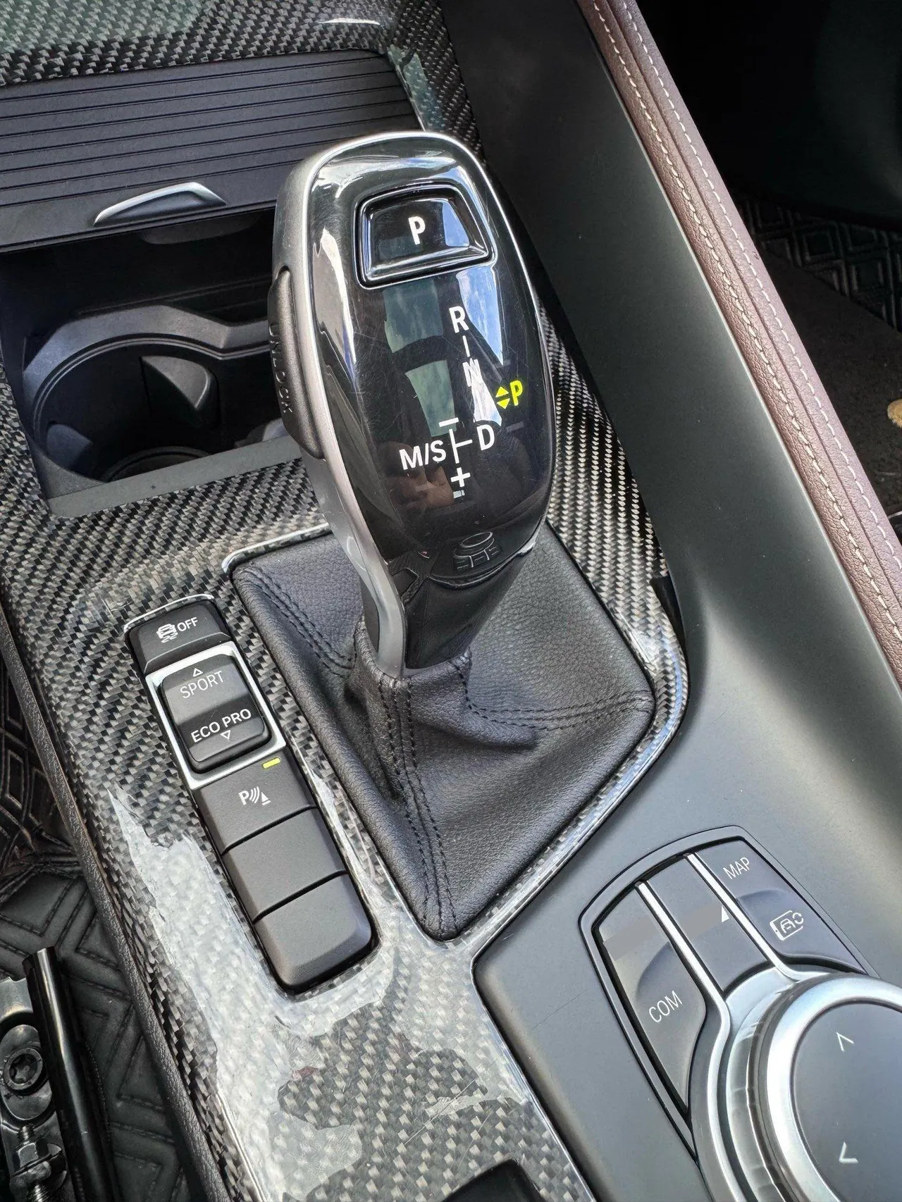 BMW 2022 X1 sDrive20Li 1.5T exclusive automatic gear 18