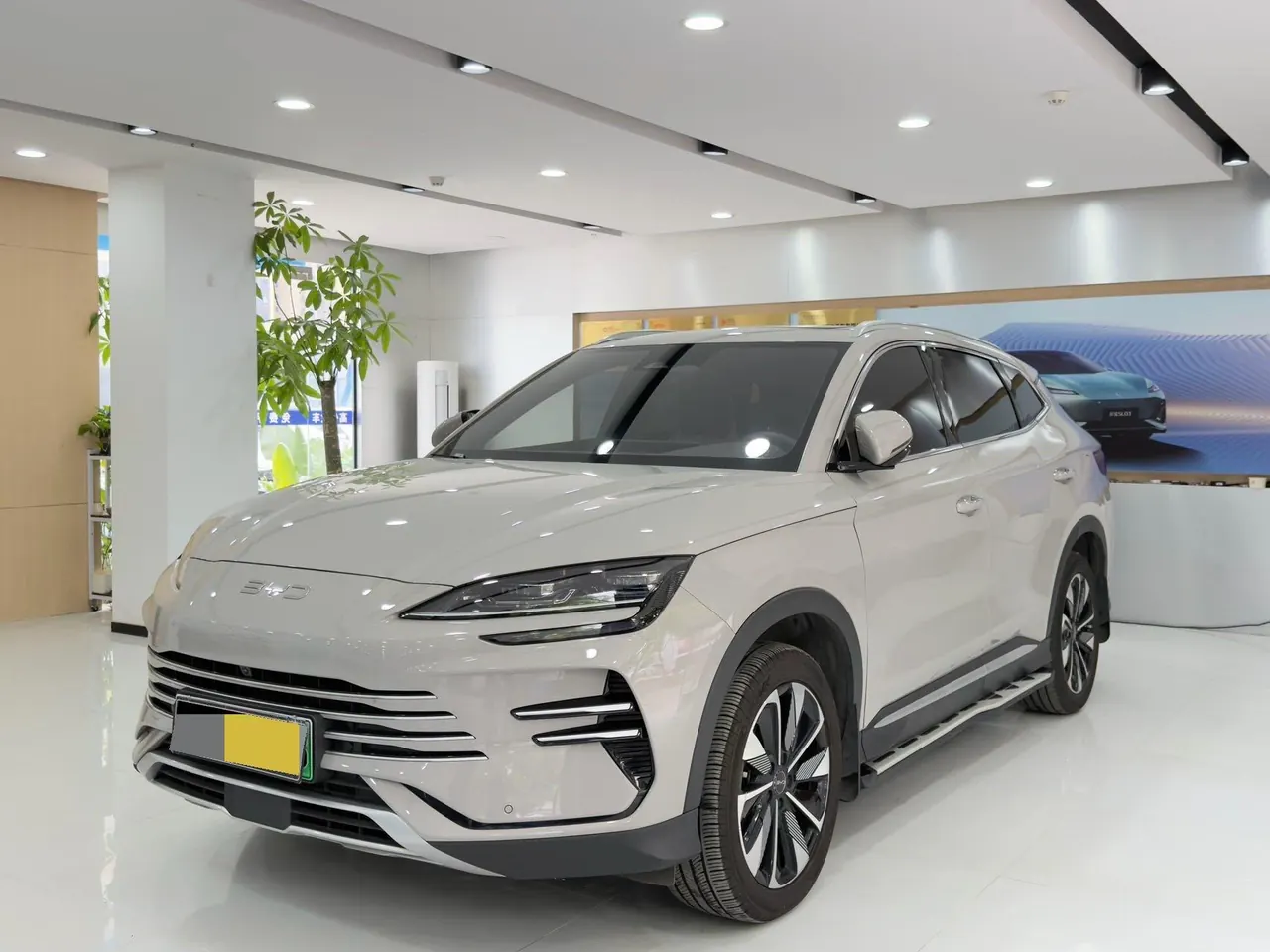 BYD Song PLUS New Energy 2025 Song PLUS DM-i 1.5 Stepless 160KM Flagship Automatic Gear - View 1
