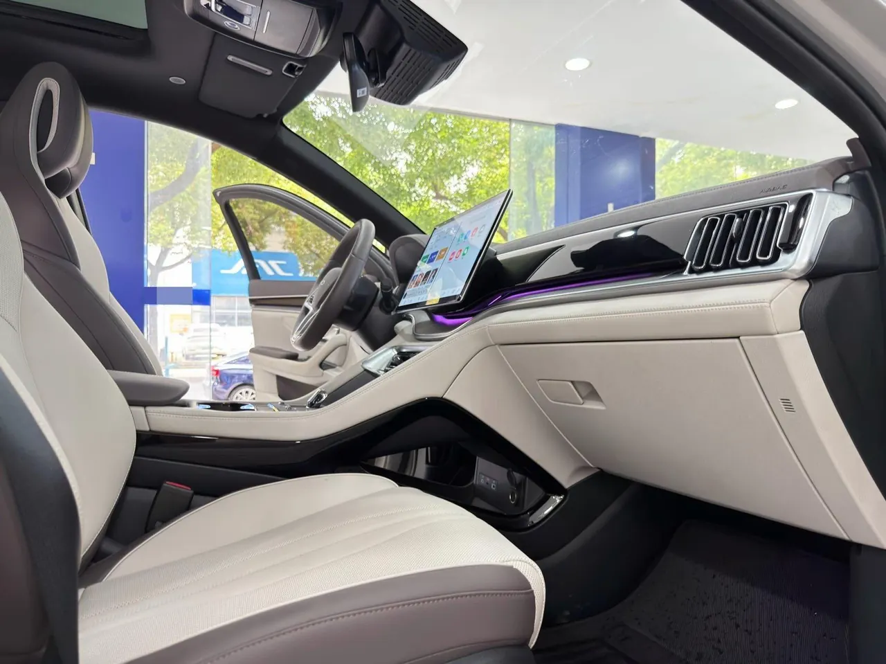 BYD Song PLUS New Energy 2025 Song PLUS DM-i 1.5 Stepless 160KM Flagship Automatic Gear 12