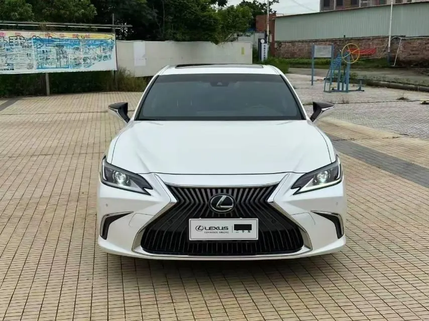 Lexus ES (Imported) 2020 ES200 2.0 Stepless Premium Edition Automatic Gear 2