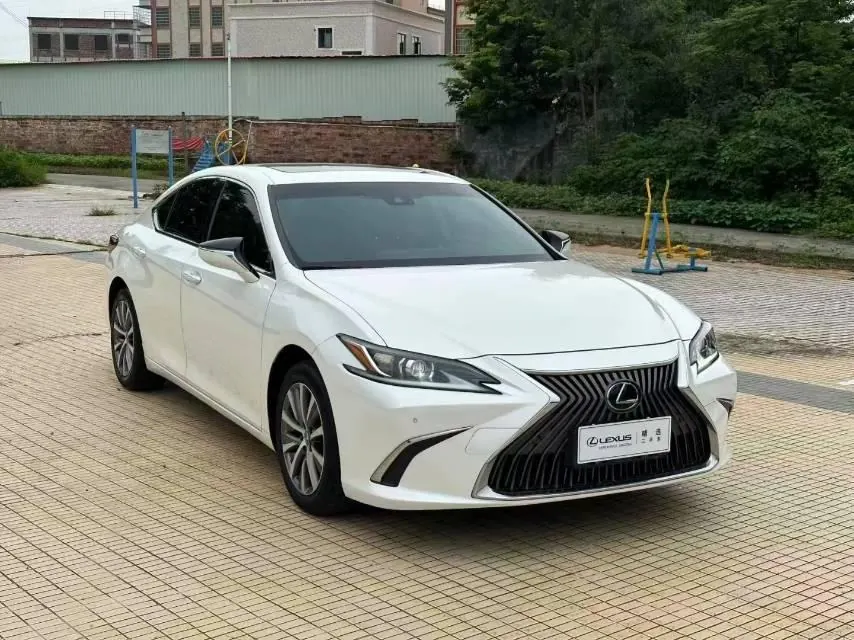 Lexus ES (Imported) 2020 ES200 2.0 Stepless Premium Edition Automatic Gear 3