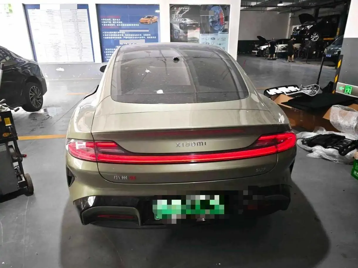 MI 2024 SU 7 830km Rear Drive Ultra Long Endurance High-end Smart Drive Pro Edition Automatic Gear 5