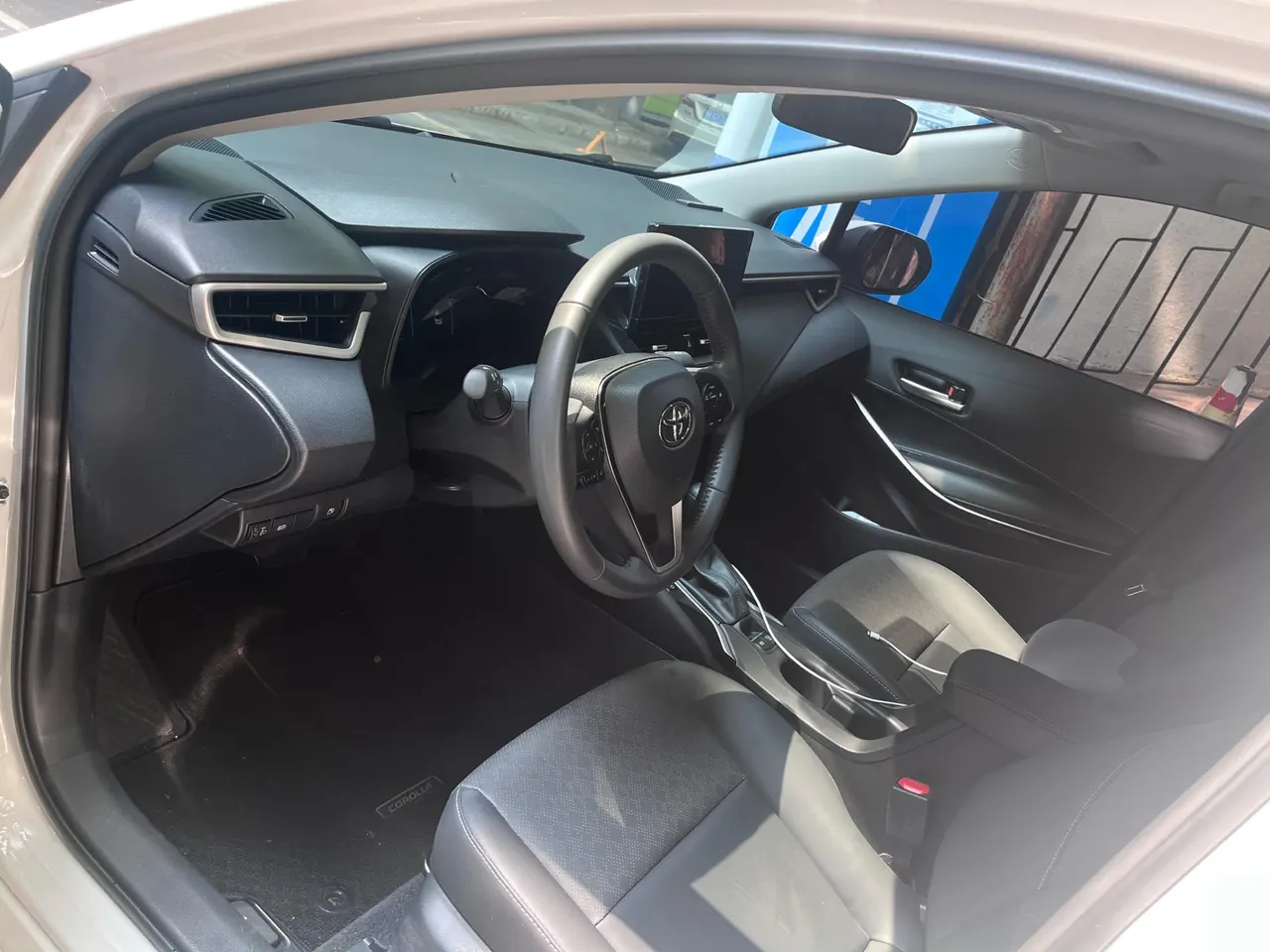 Toyota 2024 Corolla Double Engine 1.8 Stepless Intelligent Electric Hybrid Pioneer Edition Automatic Gear 3