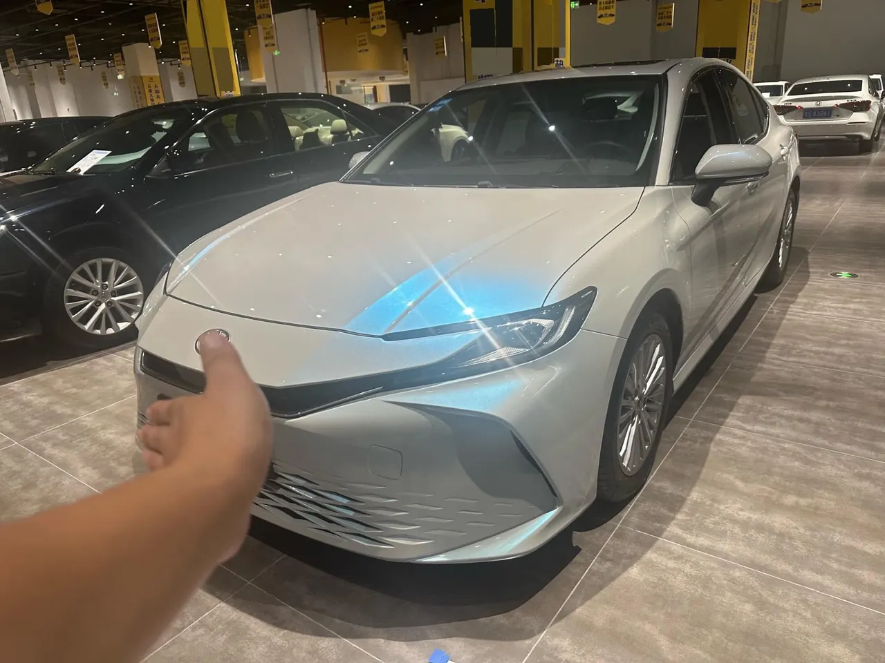 Toyota 2024 Camry Dual Engine 2.0HXS CVT Sport PLUS Edition Automatic Transmission - View 1