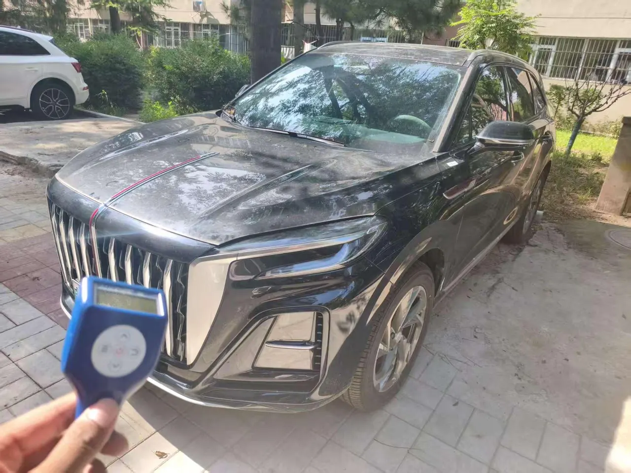 Открыть галерею: HongQi 2024 HS3 PHEV 1.5T 115km Strong Edition Automatic Gear