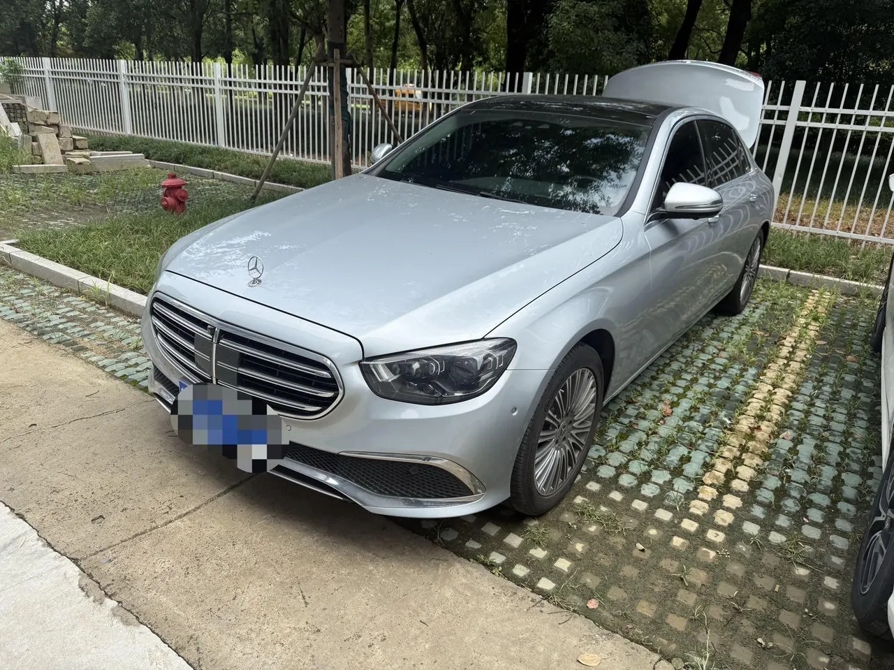 Mercedes Benz E Class 2021 E 300 L 2.0T Honorable Automatic Gear - View 1