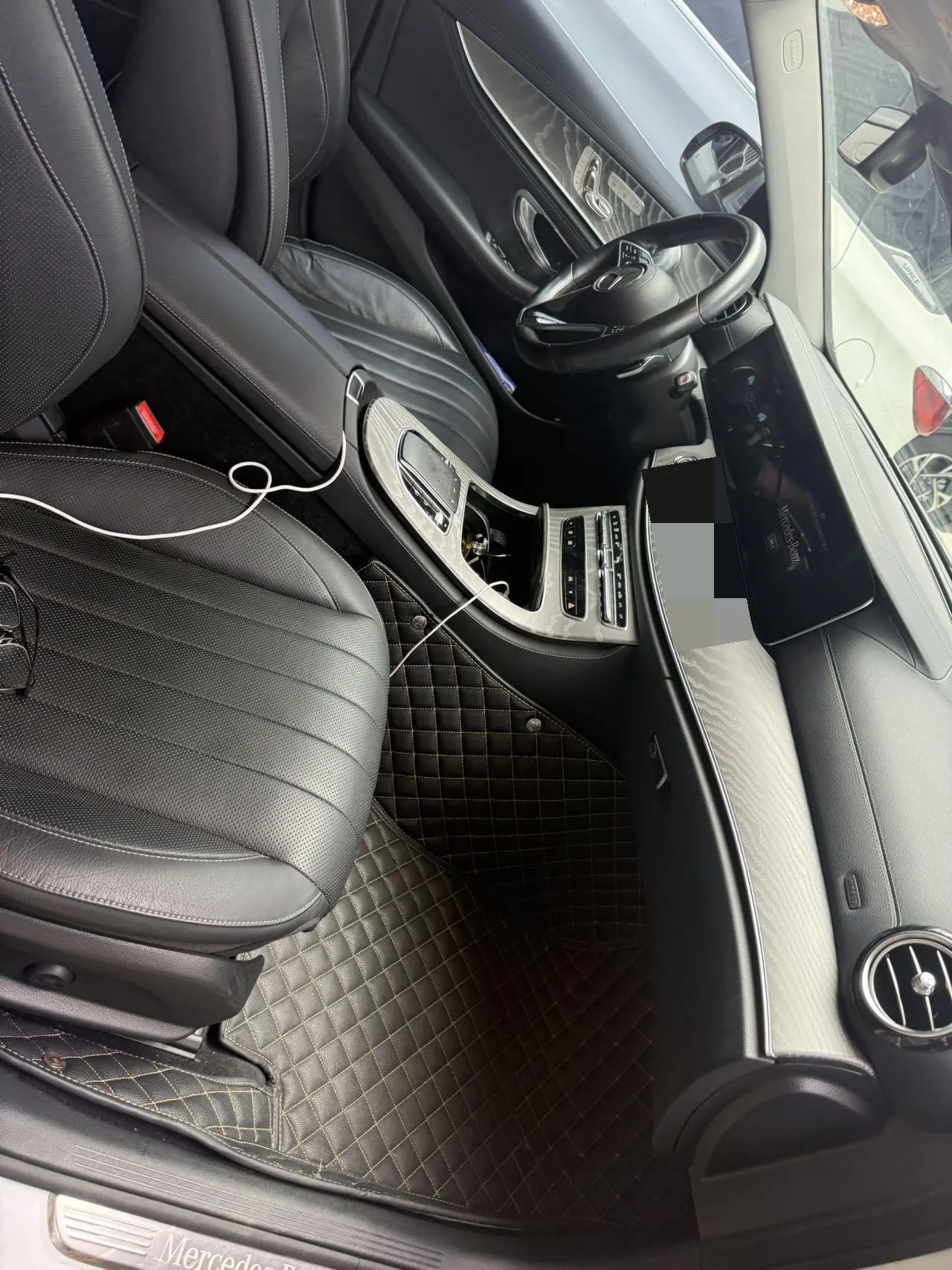 Mercedes Benz E Class 2021 E 300 L 2.0T Honorable Automatic Gear 4