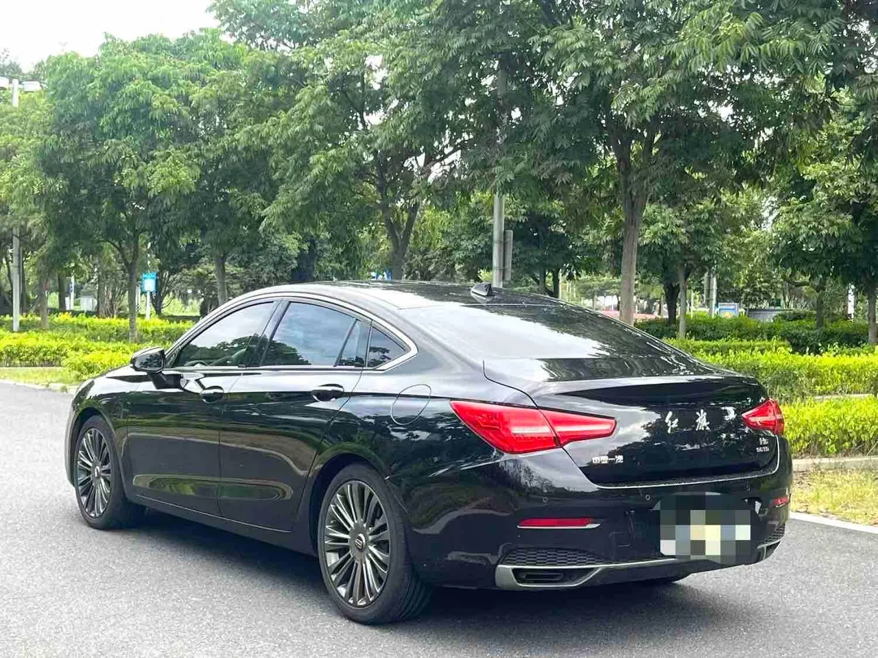 HongQi 2020 H5 1.8TD Zhilian Qichang Edition Automatic Gear 9