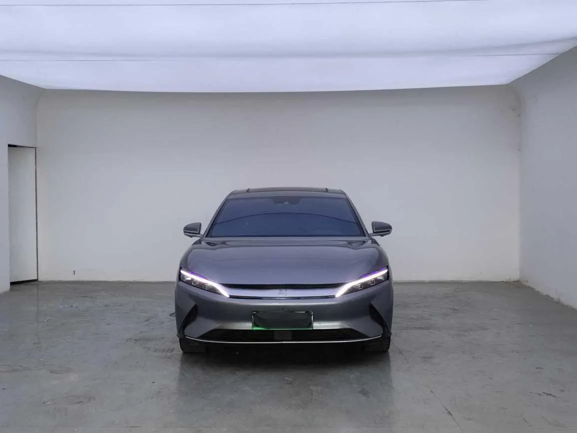 BYD 2020 Han four-wheel drive high-performance flagship automatic gear 2